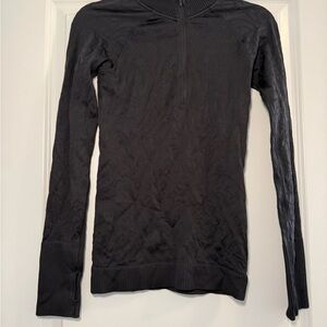 Lululemon Black Women's 1/4 Zip Top